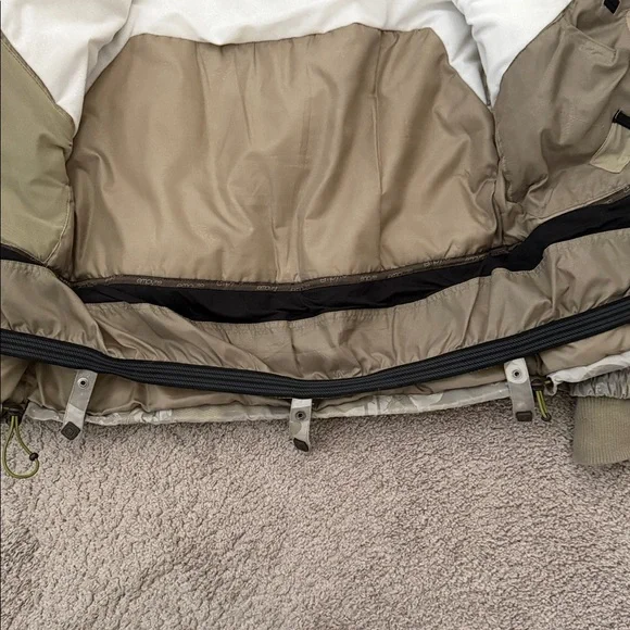 Camouflage Snowboarding Jacket - Picture 4 of 13